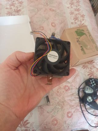 Enfriador VENTILADOR CPU COOLER  AMD