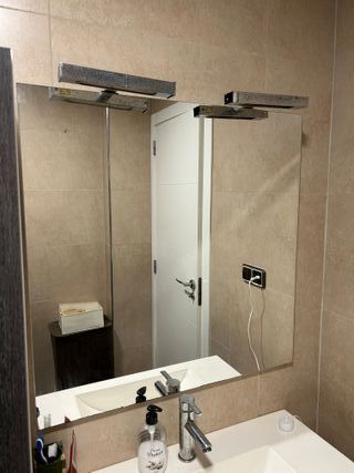 Conjunto de baño: mueble y armario