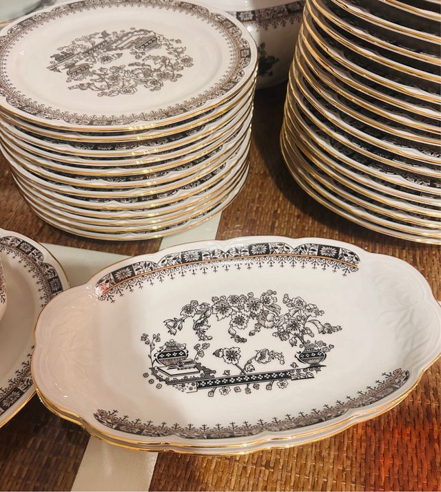 Vajilla Antigua porcelana Sta clara