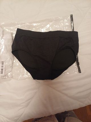 Bragas levantacola con relleno sin estrenar 