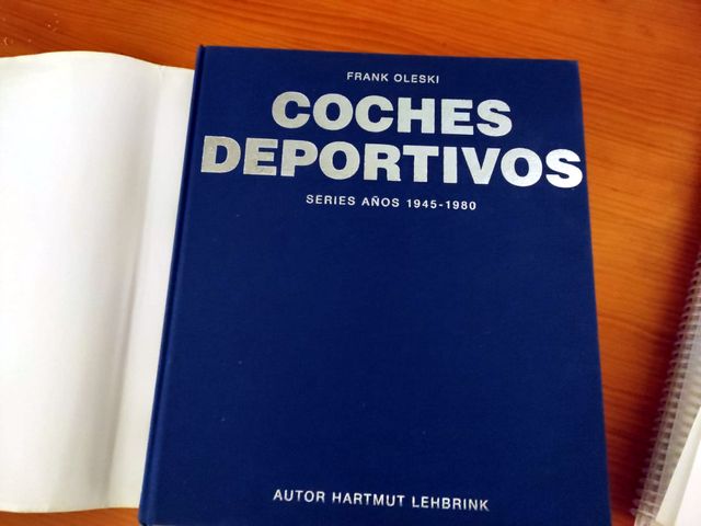 COCHES DEPORTIVOS. SERIES 1945-1980 FRANK OLESKI.
