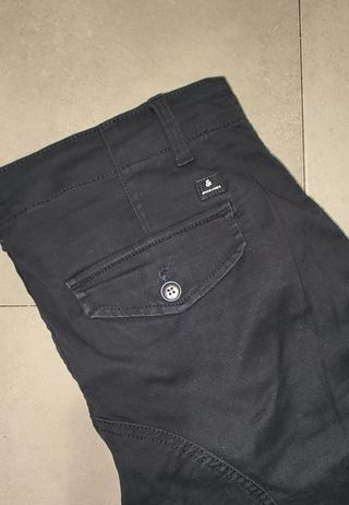 Pantalón Cargo negro Jack and Jones