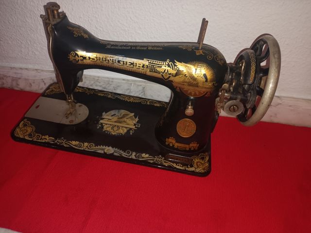 Máquina cocer antigua