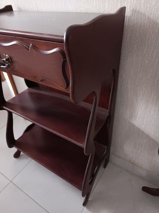 Mueble auxiliar antiguo