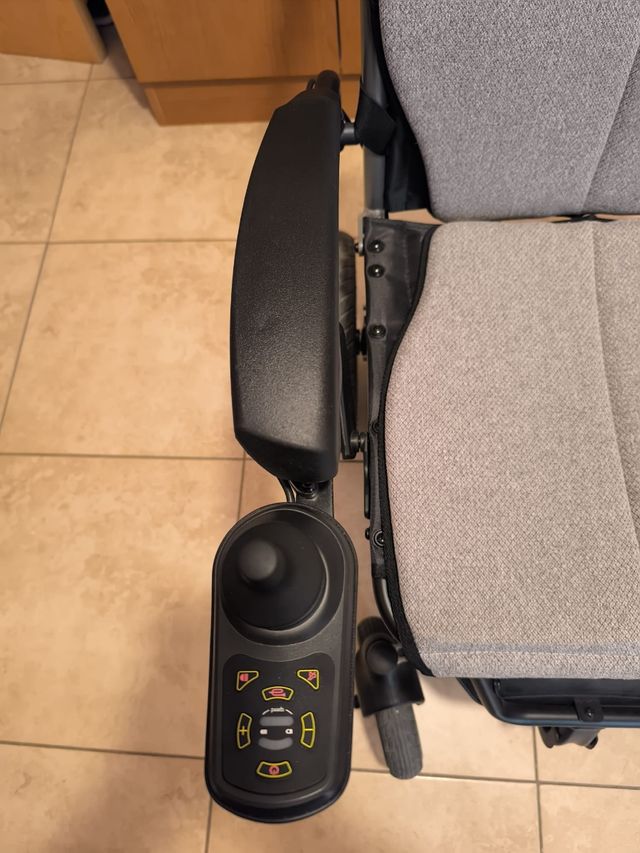 Silla de ruedas eléctrica