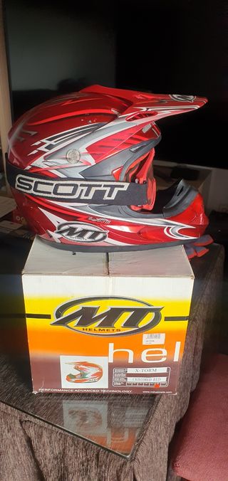 Casco cross MT-Helments X-Torm