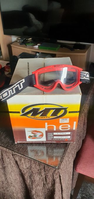 Casco cross MT-Helments X-Torm