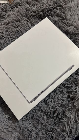 Macbook Air 13’ 512 gb y 24 gb de ram  