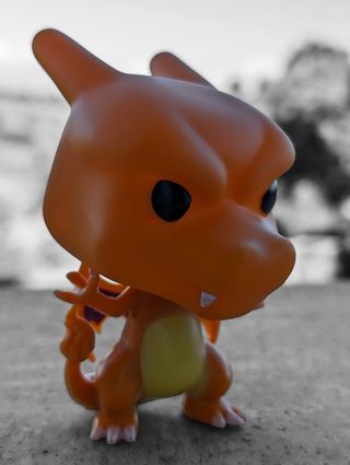 Riproduzione Charizard