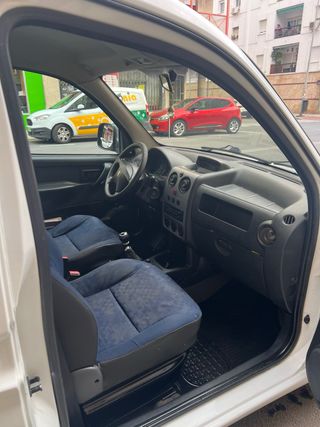 Peugeot Partner 2009 SE VENDE O CAMBIA POR COCHE