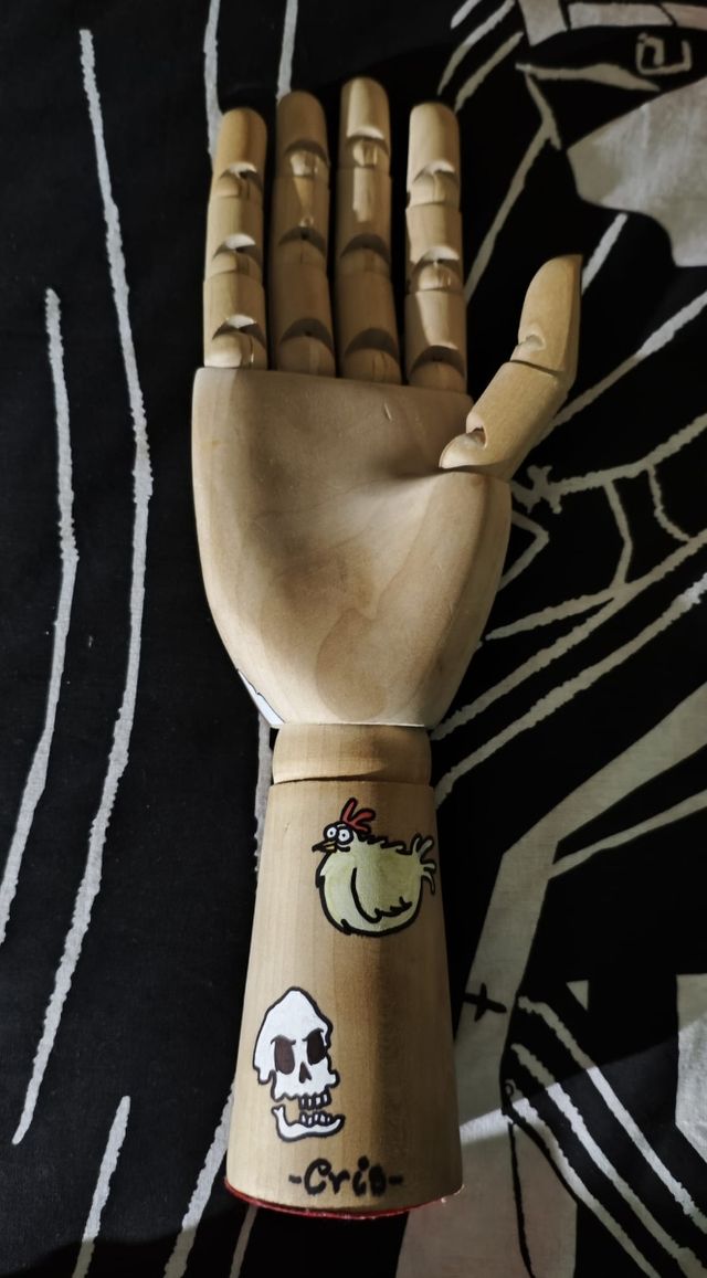 Mano articulada Monkey Island 