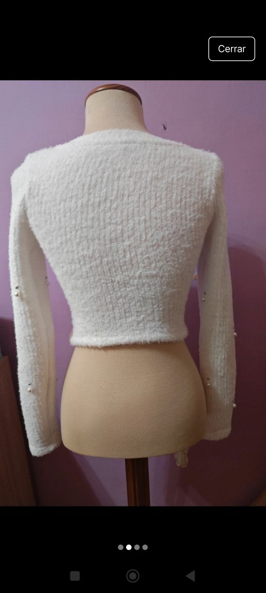 Jersey Bershka talla S precio 6 euros.