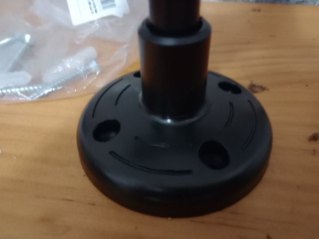 Colgador de sujeción a  pared para guitarras