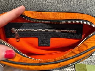 Riñonera gucci naranja 
