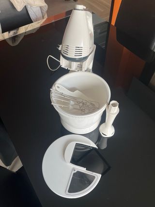 Batidora amasadora con vaso