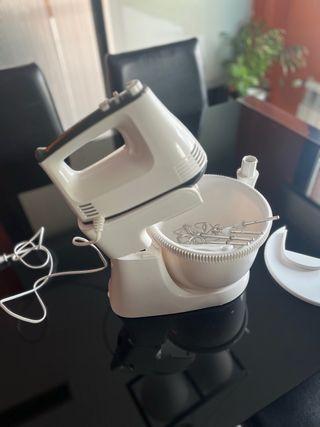 Batidora amasadora con vaso