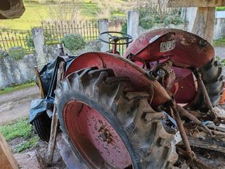 Tractor Barreiros R-438