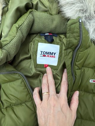 Plumas Tommy
