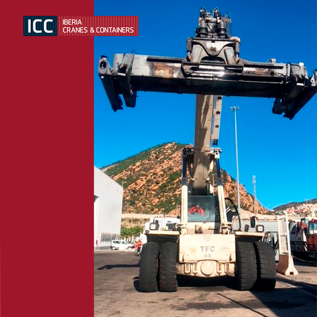 REACH STACKER TFC 45  – ENTREGA EN TÁNGER