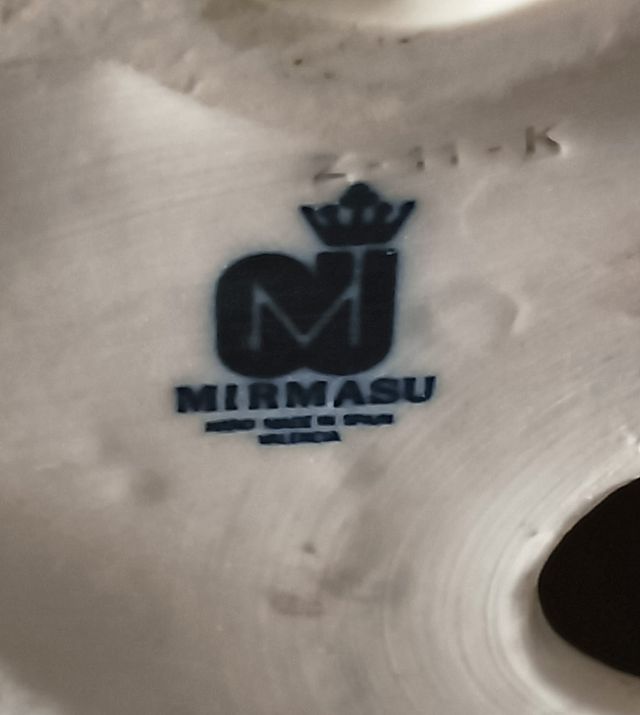 Figura Porcelana MIRMASU, Niña con Gans