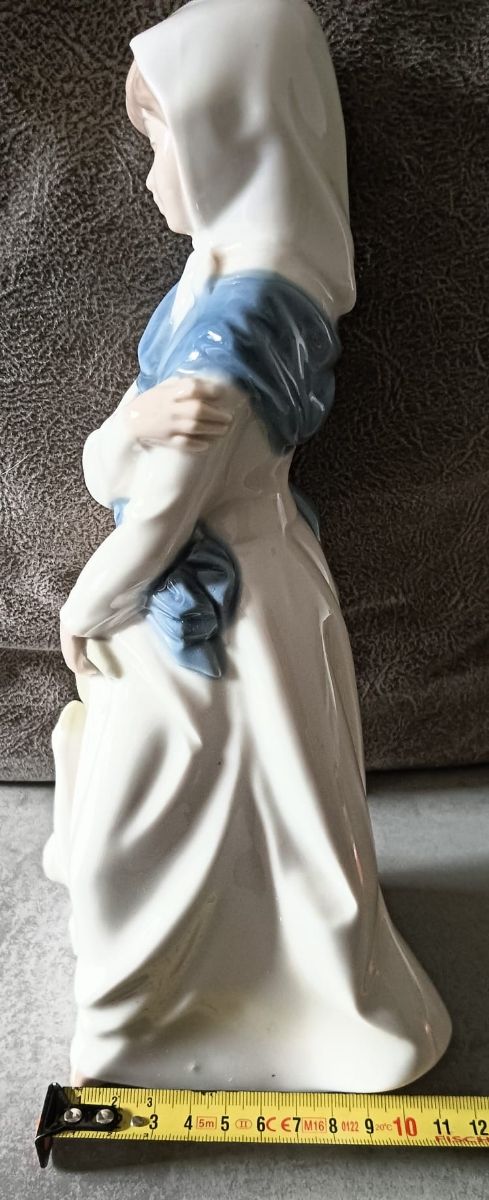 Figura Porcelana MIRMASU, Niña con Gans