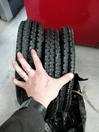 neumatico cubierta 3.00-10 vespa primavera pks...