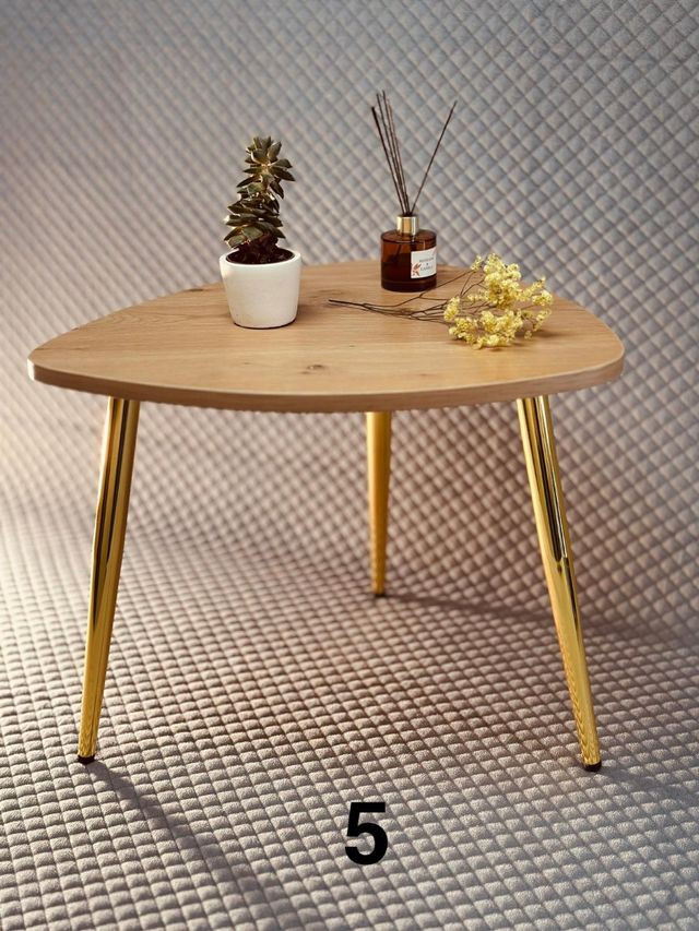 Mesa auxiliar y de centro