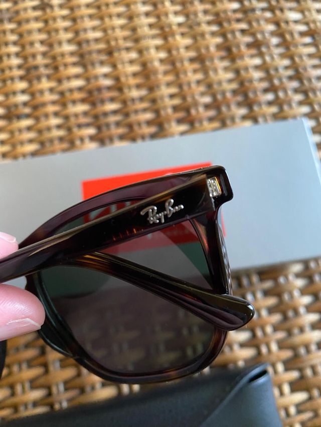 Rayban originais - nunca foram usados