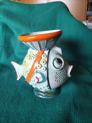Vaso a forma di pesce 