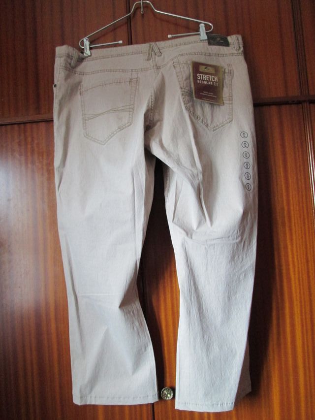 Pantalón hombre beig-camel
