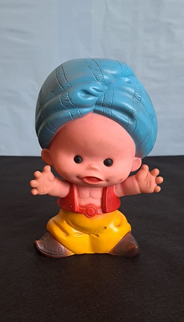 Bambola in gomma Simbad