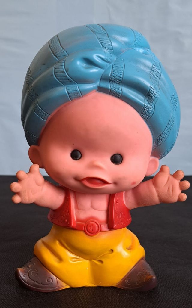 Bambola in gomma Simbad