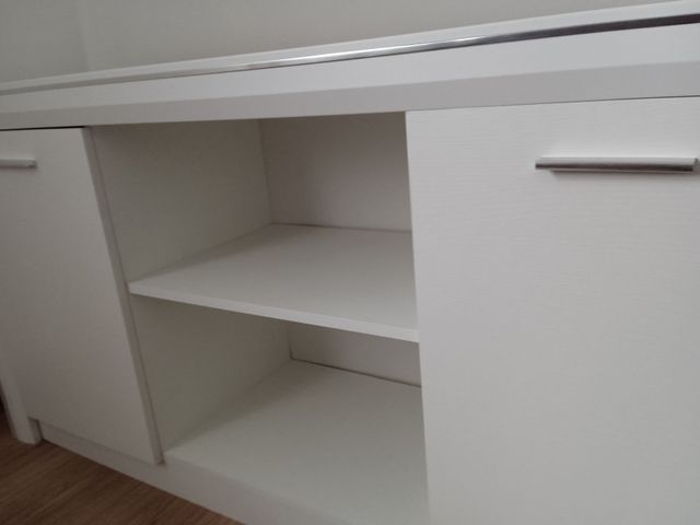 Mueble para televisión, blanco
