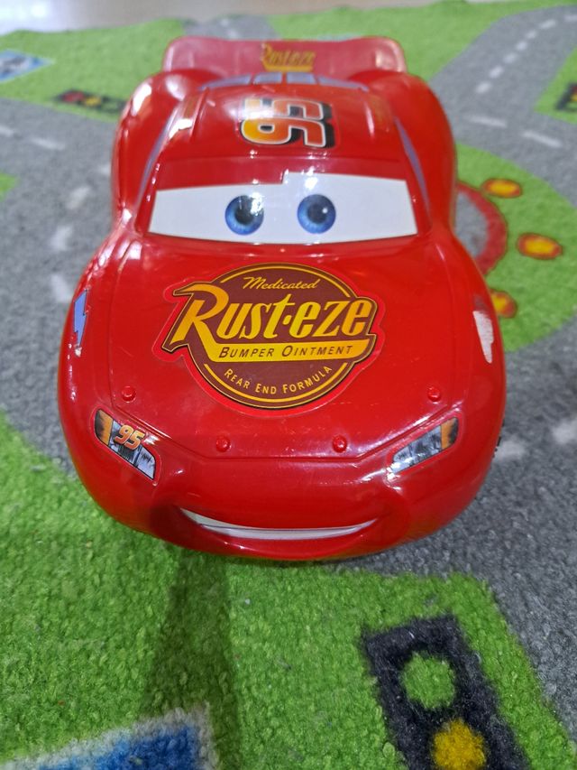 Coche jugete Rusteze