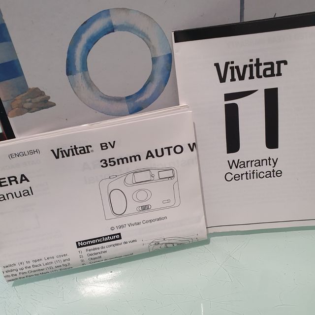 Cámara carrete Vivitar. Sin estrenar.