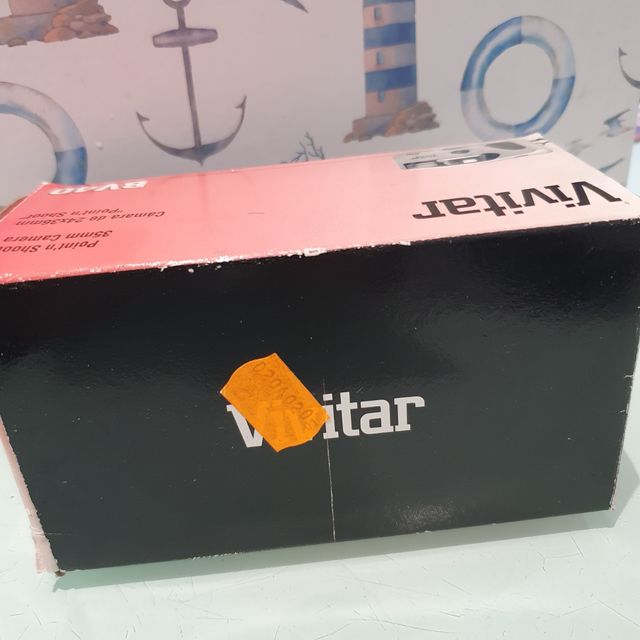 Cámara carrete Vivitar. Sin estrenar.