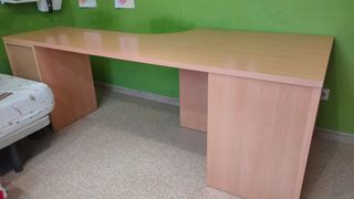 Escritorio juvenil