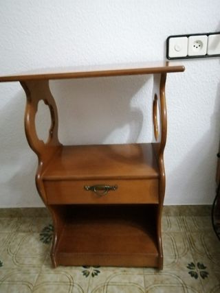 Mesita auxiliar