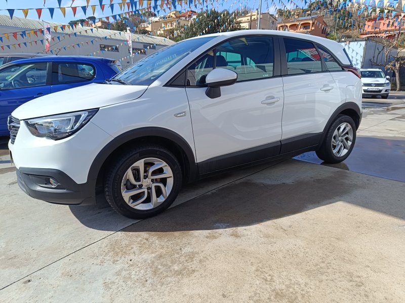 Opel Crossland X 1.2T S/S ecoTEC Selective 2017, foto 10