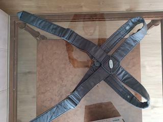 Mochila portabebés gris de Babybjorn