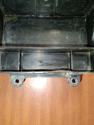 Tapa batería Kawasaki ER5 2006
