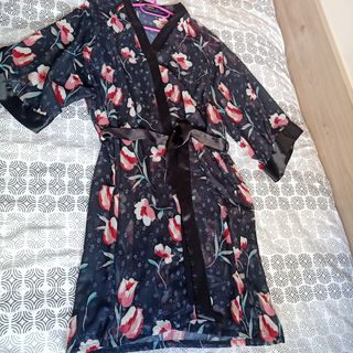 Bata lencera kimono satén Promise