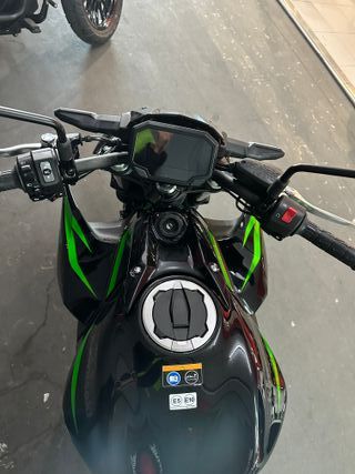 KAWASAKI Z650