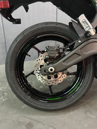 KAWASAKI Z650