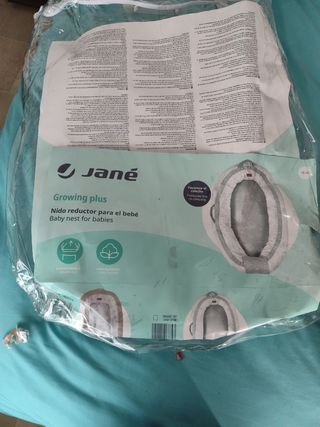 Nido reductor para bebé JANE