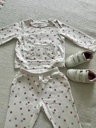 Lote chándal y zapatillas