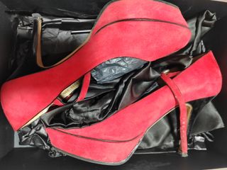 Zapatos de Yves Saint Lauren 