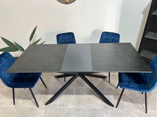 Mesa comedor extensible moderno