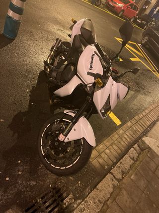 Kawasaki z750 2010