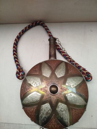 Recipiente vintage arte africano